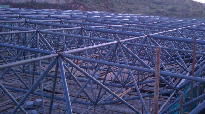 青浦概述网架加工中对钢材的质量的过细恳求